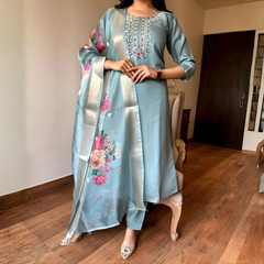 Sky Blue rayon slub 3-piece suit set image 3